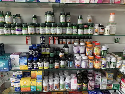 صيدلية لايف كير