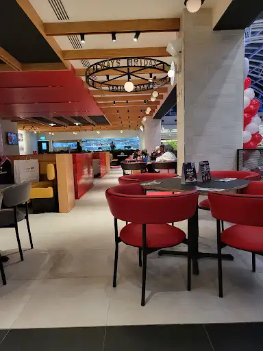 TGI Friday's العقيلة