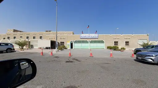 ثانوية لبنى بنت الحارث - بنات