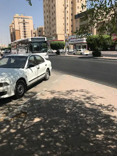 ثانوية لطيفة الفارس