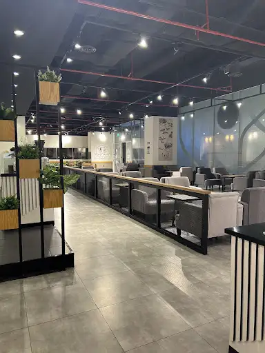 The Coffee Bean & Tea Leaf القصر