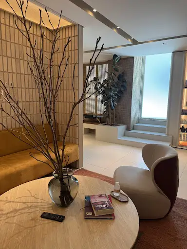The Parlor Ladies Salon