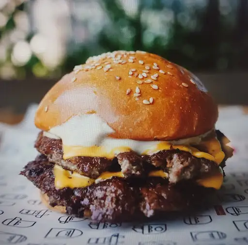 Wachamean Khiran mall