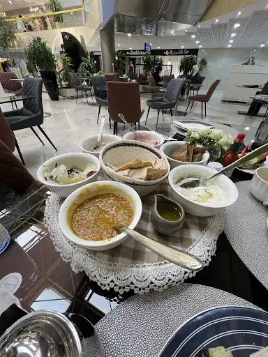 Zahra Cafe